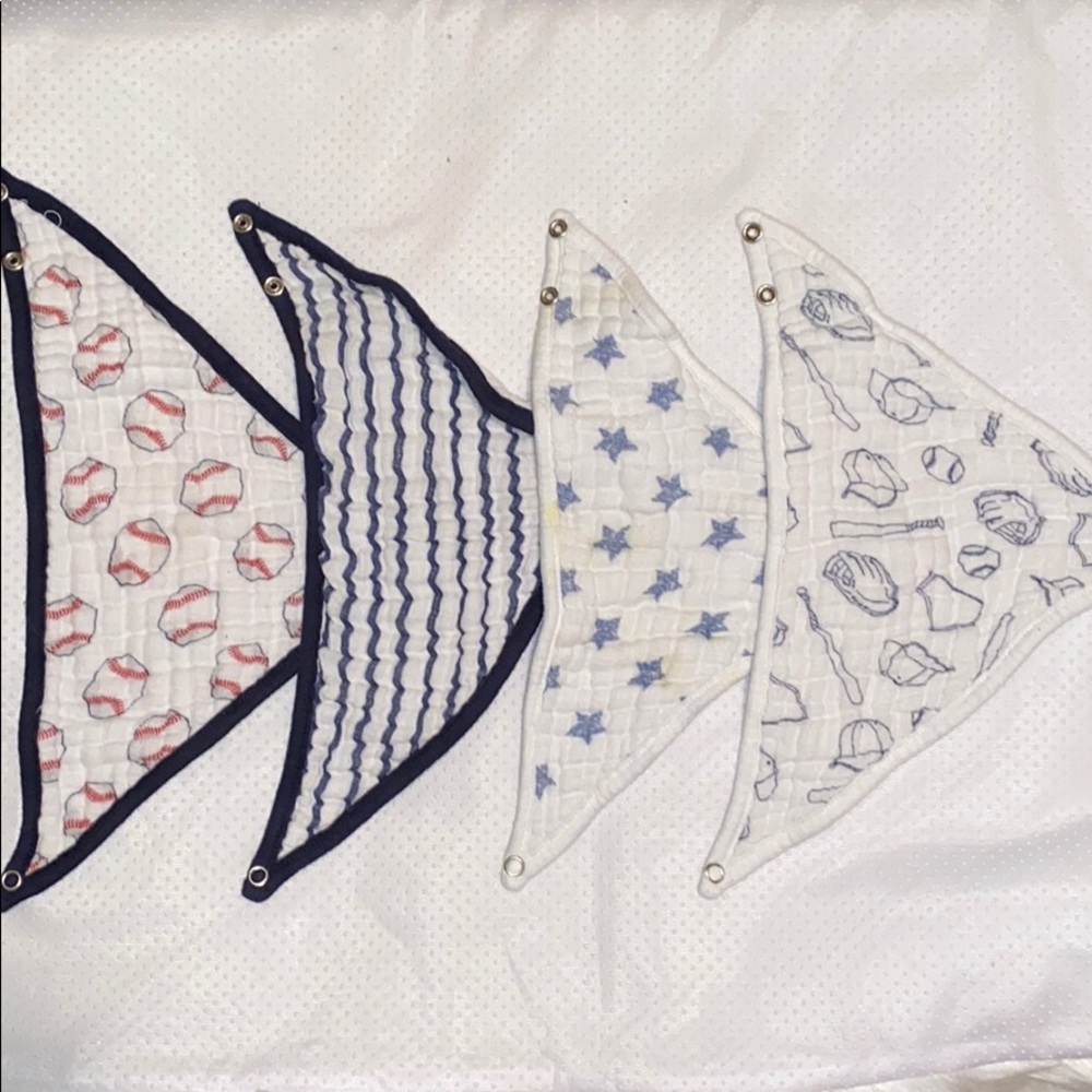 Bandanna bibs